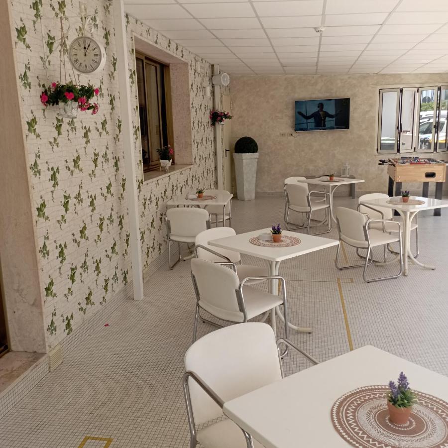 Hotel Raul Riccione Exterior foto
